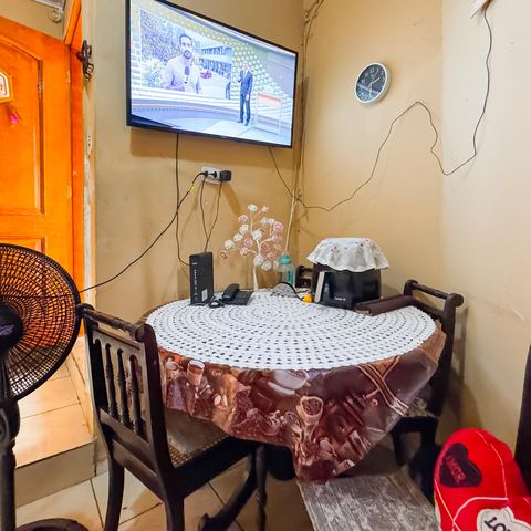 Casa à venda com 90m², 2 quartos e sem vagaSala