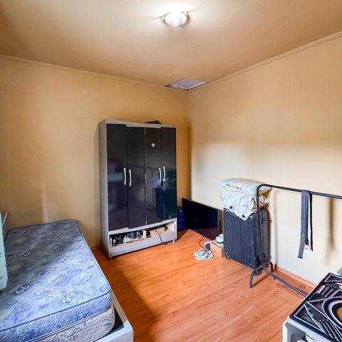 Casa à venda com 90m², 2 quartos e sem vagaQuarto 1