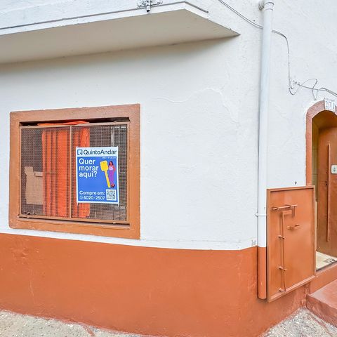 Casa à venda com 90m², 2 quartos e sem vagaFachada + Plaquinha