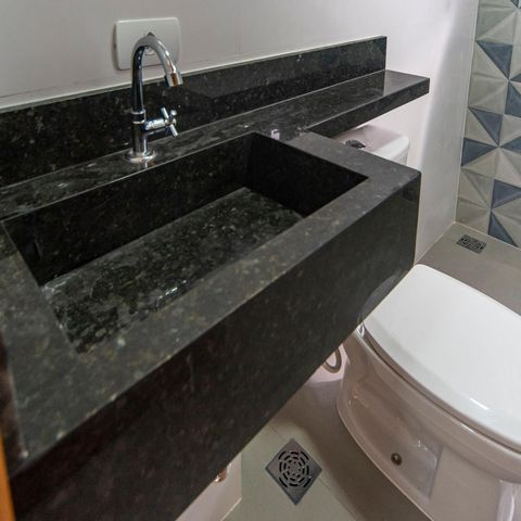 Apartamento para alugar com 115m², 2 quartos e 1 vaga Apartamento para alugar com 115m², 2 quartos e 1 vagaBanheiro do Quarto 2