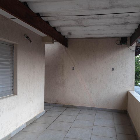 Casa à venda com 165m², 4 quartos e 2 vagasCobertura