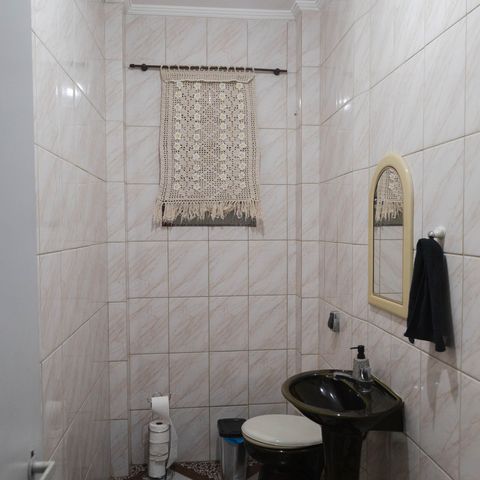 Casa à venda com 165m², 4 quartos e 2 vagasLavabo Sala