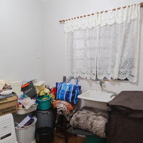 Casa à venda com 165m², 4 quartos e 2 vagasÁrea de Serviço