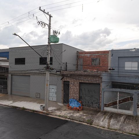 Casa à venda com 165m², 4 quartos e 2 vagasCobertura Vista