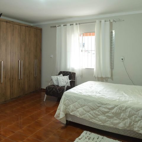Casa à venda com 165m², 4 quartos e 2 vagasQuarto 04