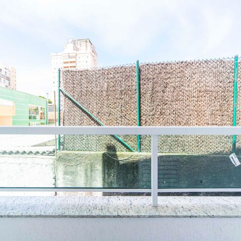 Apartamento para alugar com 180m², 3 quartos e 2 vagasVaranda do Quarto 3