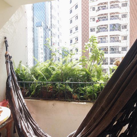 Apartamento à venda com 57m², 2 quartos e 1 vaga Apartamento à venda com 57m², 2 quartos e 1 vagaVaranda