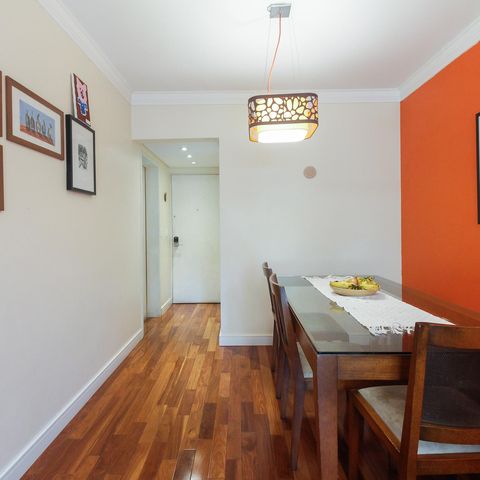 Apartamento à venda com 57m², 2 quartos e 1 vaga Apartamento à venda com 57m², 2 quartos e 1 vagaSala