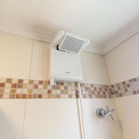 Apartamento à venda com 57m², 2 quartos e 1 vaga Apartamento à venda com 57m², 2 quartos e 1 vagaBanheiro