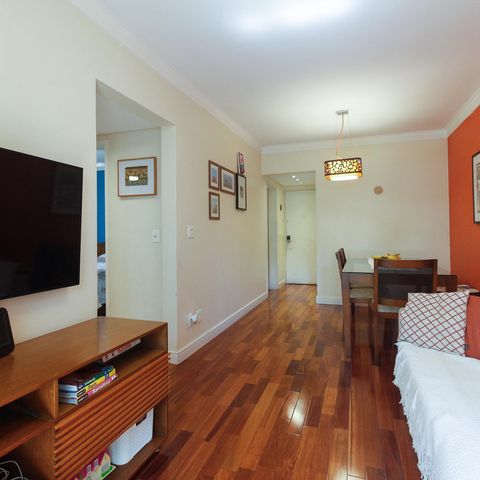 Apartamento à venda com 57m², 2 quartos e 1 vaga Apartamento à venda com 57m², 2 quartos e 1 vagaSala
