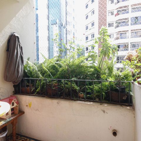 Apartamento à venda com 57m², 2 quartos e 1 vaga Apartamento à venda com 57m², 2 quartos e 1 vagaVaranda