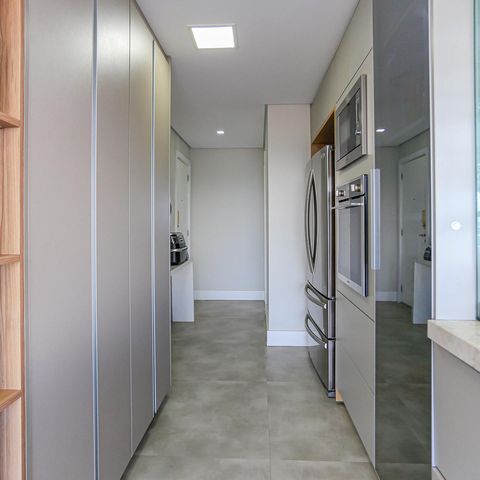 Apartamento à venda com 186m², 5 quartos e 3 vagasCozinha