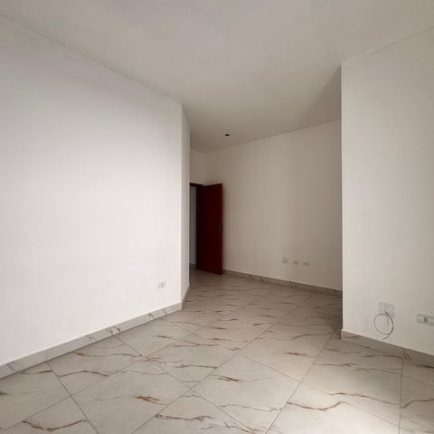 Apartamento para alugar com 180m², 3 quartos e 2 vagas Apartamento para alugar com 180m², 3 quartos e 2 vagasSuite