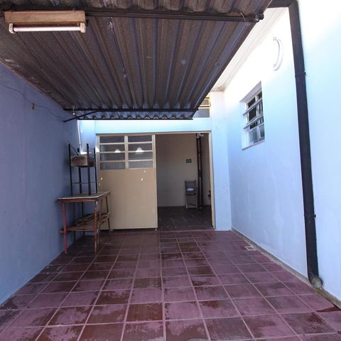 Casa à venda com 450m², 7 quartos e 5 vagas Casa à venda com 450m², 7 quartos e 5 vagasÁrea comum