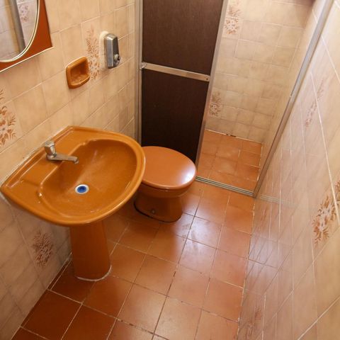 Casa à venda com 450m², 7 quartos e 5 vagas Casa à venda com 450m², 7 quartos e 5 vagascasa 3 banheiro