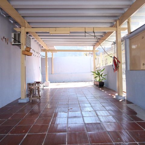 Casa à venda com 450m², 7 quartos e 5 vagas Casa à venda com 450m², 7 quartos e 5 vagasÁrea comum