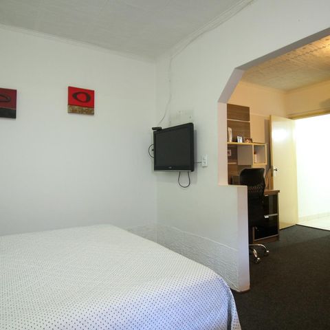 Casa à venda com 450m², 7 quartos e 5 vagas Casa à venda com 450m², 7 quartos e 5 vagas Quarto 2