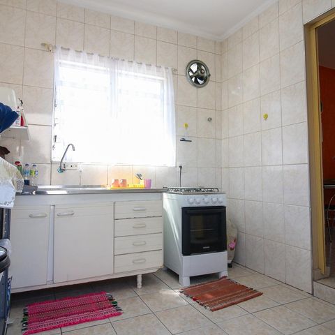 Casa à venda com 450m², 7 quartos e 5 vagas Casa à venda com 450m², 7 quartos e 5 vagascasa 2 Cozinha