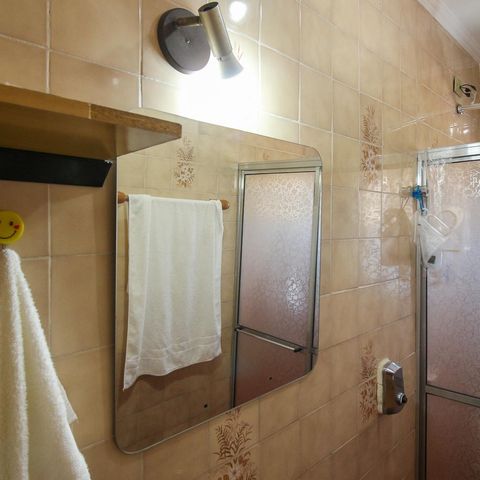 Casa à venda com 450m², 7 quartos e 5 vagas Casa à venda com 450m², 7 quartos e 5 vagascasa 2 Banheiro