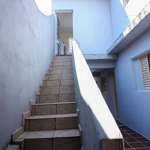 Casa à venda com 450m², 7 quartos e 5 vagas Casa à venda com 450m², 7 quartos e 5 vagasCorredor