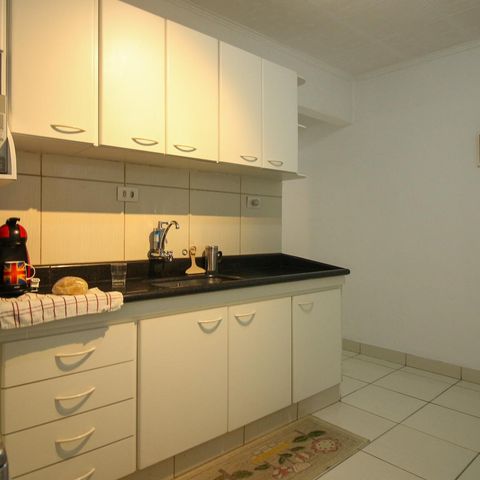 Casa à venda com 450m², 7 quartos e 5 vagas Casa à venda com 450m², 7 quartos e 5 vagasCozinha
