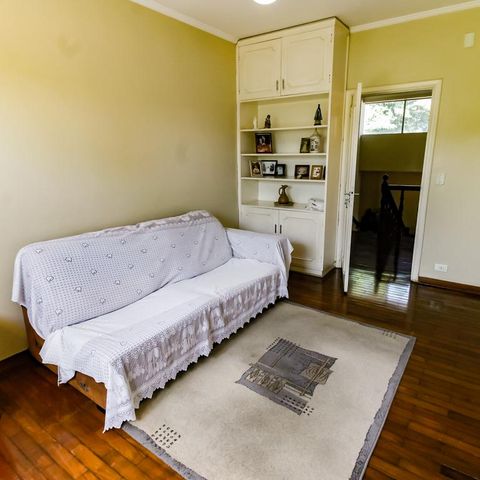 Casa à venda com 463m², 4 quartos e 6 vagas Casa à venda com 463m², 4 quartos e 6 vagasSuíte 1