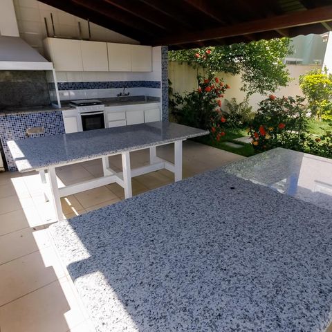 Casa à venda com 463m², 4 quartos e 6 vagas Casa à venda com 463m², 4 quartos e 6 vagasEspaço Gourmet