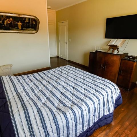 Casa à venda com 463m², 4 quartos e 6 vagas Casa à venda com 463m², 4 quartos e 6 vagasSuíte 4