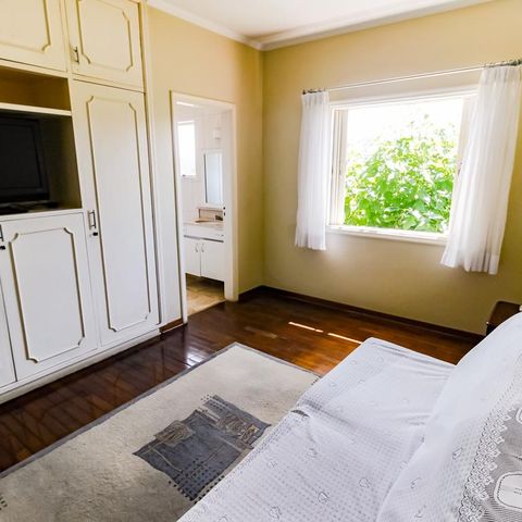 Casa à venda com 463m², 4 quartos e 6 vagas Casa à venda com 463m², 4 quartos e 6 vagasSuíte 1