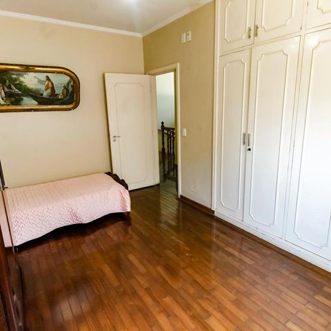 Casa à venda com 463m², 4 quartos e 6 vagas Casa à venda com 463m², 4 quartos e 6 vagasSuíte 2
