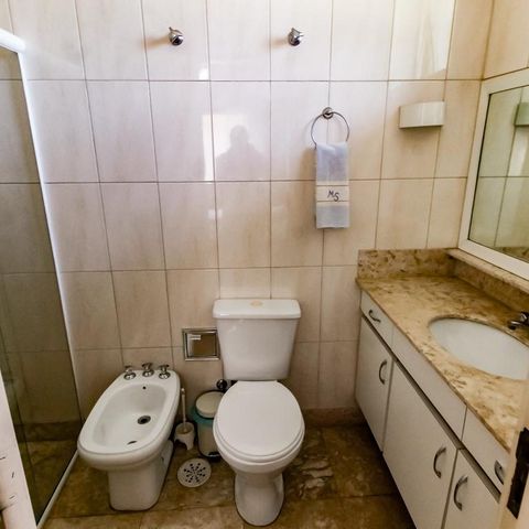 Casa à venda com 463m², 4 quartos e 6 vagas Casa à venda com 463m², 4 quartos e 6 vagasBanheiro da Suíte 3