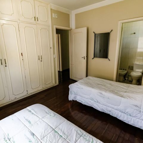 Casa à venda com 463m², 4 quartos e 6 vagas Casa à venda com 463m², 4 quartos e 6 vagasSuíte 3