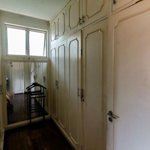 Casa à venda com 463m², 4 quartos e 6 vagas Casa à venda com 463m², 4 quartos e 6 vagasCloset da suíte 4