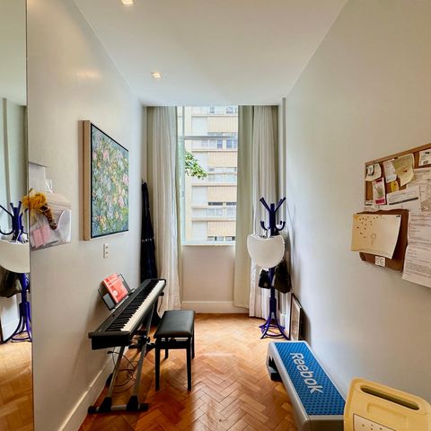 Apartamento à venda com 136m², 3 quartos e sem vaga Apartamento à venda com 136m², 3 quartos e sem vagaQuarto 2 - Suite