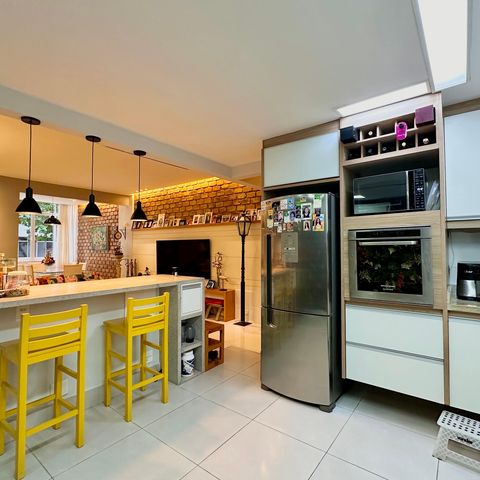 Apartamento à venda com 136m², 3 quartos e sem vaga Apartamento à venda com 136m², 3 quartos e sem vagaCozinha