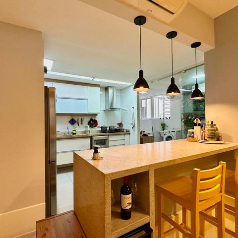 Apartamento à venda com 136m², 3 quartos e sem vaga Apartamento à venda com 136m², 3 quartos e sem vagaCozinha