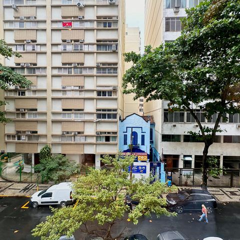 Apartamento à venda com 136m², 3 quartos e sem vaga Apartamento à venda com 136m², 3 quartos e sem vagaVista