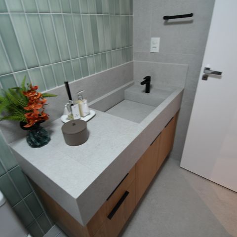 Casa de condomínio à venda com 398m², 4 quartos e 6 vagasBanheiro 4
