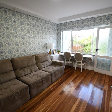 Casa de condomínio à venda com 398m², 4 quartos e 6 vagasSala TV