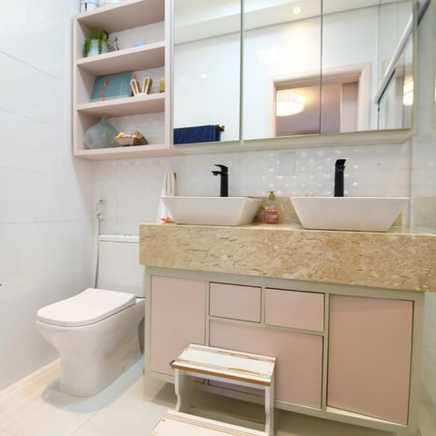 Casa de condomínio à venda com 398m², 4 quartos e 6 vagasBanheiro 2