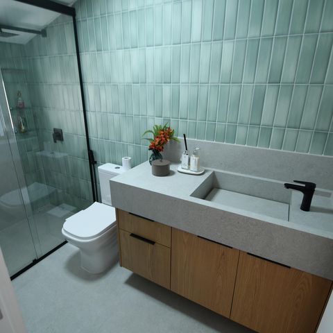 Casa de condomínio à venda com 398m², 4 quartos e 6 vagasBanheiro 4