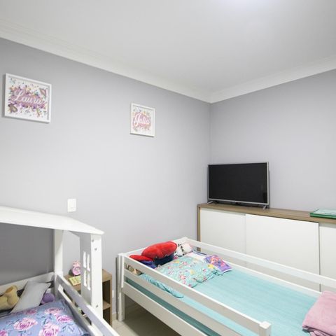 Casa à venda com 140m², 3 quartos e 2 vagas Casa à venda com 140m², 3 quartos e 2 vagasQuarto 2