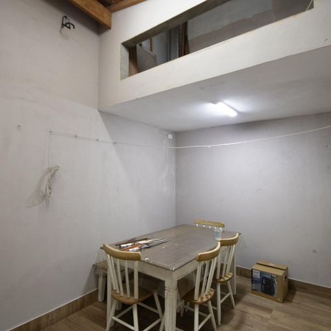 Casa à venda com 140m², 3 quartos e 2 vagas Casa à venda com 140m², 3 quartos e 2 vagasÁrea comum