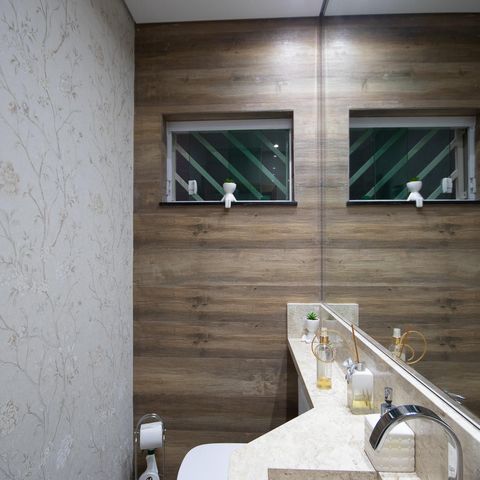 Casa à venda com 140m², 3 quartos e 2 vagas Casa à venda com 140m², 3 quartos e 2 vagasLavabo