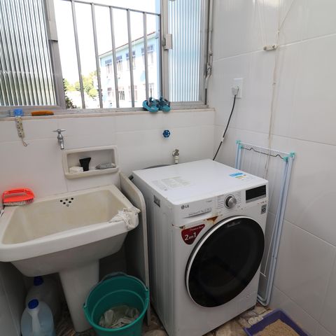 Apartamento à venda com 78m², 3 quartos e 1 vagaÁrea de Serviço