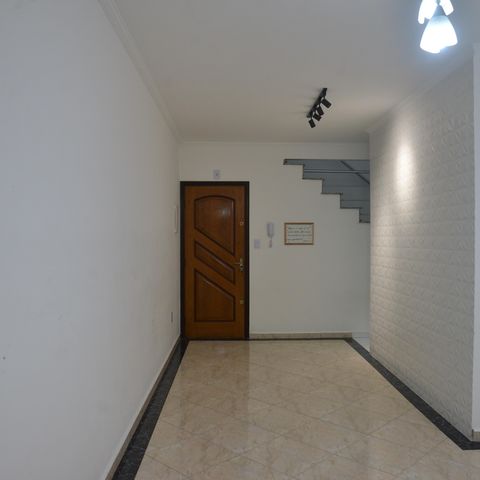 Apartamento à venda com 198m², 2 quartos e 2 vagasSala