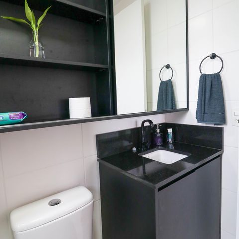Studio à venda com 28m², 1 quarto e 1 vaga Studio à venda com 28m², 1 quarto e 1 vagaBanheiro Social