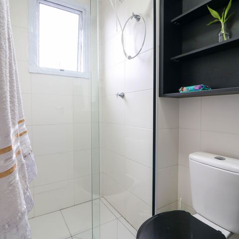 Studio à venda com 28m², 1 quarto e 1 vaga Studio à venda com 28m², 1 quarto e 1 vagaBanheiro Social