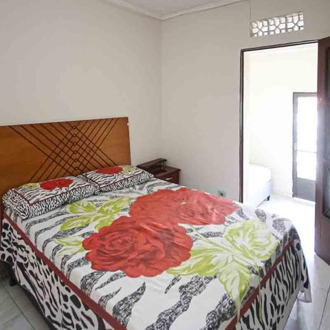 Casa à venda com 68m², 3 quartos e 2 vagas Casa à venda com 68m², 3 quartos e 2 vagasQuarto 02