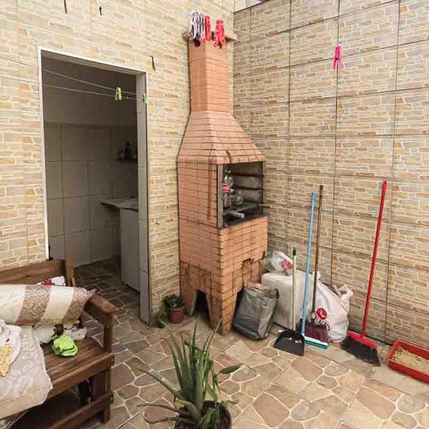 Casa à venda com 68m², 3 quartos e 2 vagas Casa à venda com 68m², 3 quartos e 2 vagasQuintal